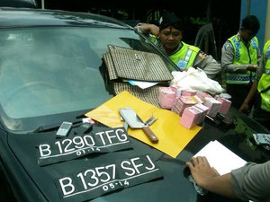 Perampas Uang Rp 150 Juta di Tol Jagorawi Pura-pura Jual Tanah