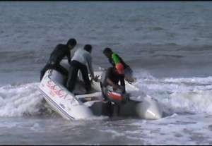 9 Bocah Terseret Ombak Saat Mandi di Pantai, 1 Hilang