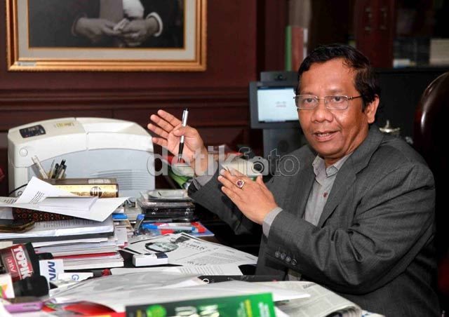 Mahfud MD: KPK Jangan Terpengaruh Isu Konspirasi dalam Kasus Luthfi