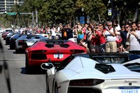 Dengan izin khusus dari Federal Aviation Administration (F.A.A.) dan Miami- Dade County, mengadakan konvoi. Pastinya menjadi perhatian banyak orang. (Dok Lamborghini).