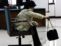 Selain hukuman badan, Hartati juga didenda Rp 150 juta. Ramses/detikFoto.