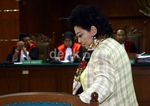 Divonis 2 Tahun 8 Bulan, Hartati Menangis