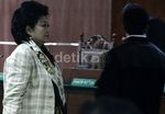 Divonis 2 Tahun 8 Bulan, Hartati Menangis