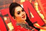 Si Merah Syahrini