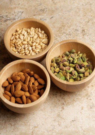 Kolesterol Darah Tinggi? Makanlah Kedelai dan Apel!