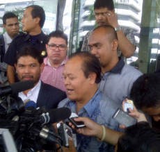 Abraham Samad Terbukti Bukan Caleg PKS, Hidayat Minta Maaf