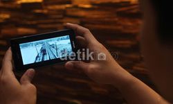 Sony Pamer Xperia James Bond