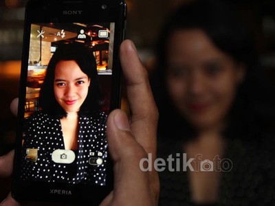 Sony Pamer Xperia James Bond