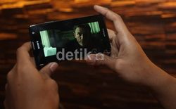 Sony Pamer Xperia James Bond