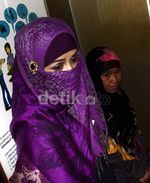 Neneng Dituntut 7 Tahun Penjara