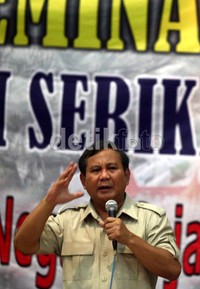 Prabowo merasa kondisi itu terjadi karena ada kebocoran kekayaan nasional, sehingga sumber daya nasional tidak dimanfaatkan untuk kepentingan rakyat.