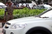 Shift pertama dari 07.00 hingga pukul 13.00.