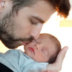 Ini Dia Foto Perdana Anak Shakira dan Gerard Pique