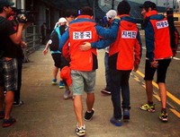 Setelah Hanoi 'Running Man' masih akan langsung mengunjungi satu kota lagi yakni Hong Kong. (via Running Man Cast)