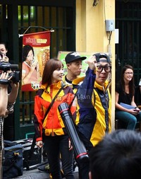 Di team kuning ada HaHa, Han Hye Jin, dan Kang Gary. (kenh14.vn)