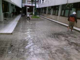 Kantor Jokowi Kebanjiran 30 Cm