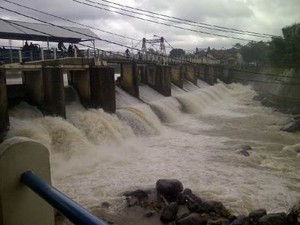 BNPB: Hujan Deras Timbulkan Banyak Genangan, Tapi Sungai Masih Aman