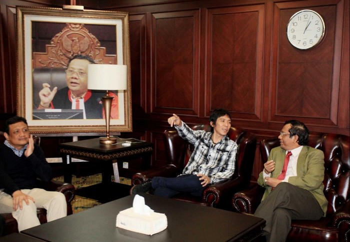 Slank Resmi Gugat UU Kepolisian ke MK