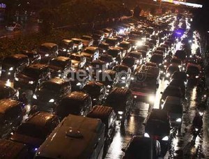 Imbas Hujan Deras, Jakarta Macet di Mana-mana