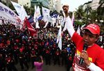 Buruh Tuntut Jamsostum & Tolak Upah Murah