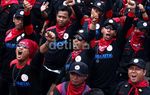 Buruh Tuntut Jamsostum & Tolak Upah Murah