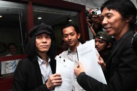 Sering Dilarang Konser, Slank Gugat UU Izin Keramaian