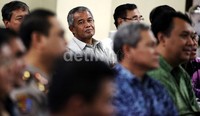 Surat bertanggal 8 Januari 2013 memuat, Kemenpora menghentikan enam macam bantuan yang biasa diterima induk organisasi olahraga.