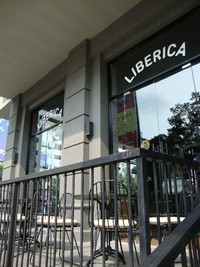 Liberica Coffee Kemang tampak dari luar.