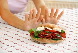 Jangan Dimakan! Makanan Ini Tak Baik Dikonsumsi Sebelum Olahraga