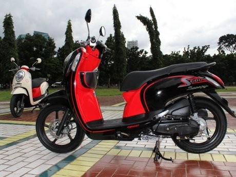 Honda Scoopy Injeksi, Asyik Dibawa Meliuk-liuk