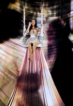 Transformasi Gaya Katy Perry di Grammy Awards
