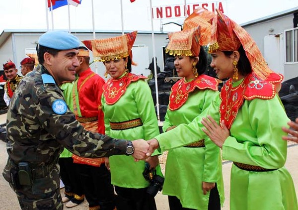 Indobatt Perkenalkan Tarian Indonesia di Libanon