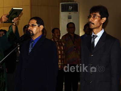 KPK Lantik Sekjen dan Dir Penuntutan