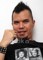 Penampilan Ahmad Dhani & Mulan Jameela di DahSyat