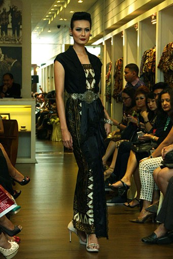 Jakarta, 07 Februari 2013. Iwan Tirta Grand Launching Gallery Iwan Tirta Private Collection. 07 Februari 2013 at Senayan City. Lt.2. Jakarta. [Foto: Mohammad Abduh/Wolipop]