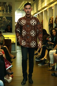 Jakarta, 07 Februari 2013. Iwan Tirta Grand Launching Gallery Iwan Tirta Private Collection. 07 Februari 2013 at Senayan City. Lt.2. Jakarta. [Foto: Mohammad Abduh/Wolipop]