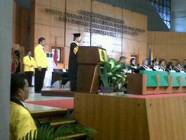 UI Anugerahi JK Gelar Doktor Honoris Causa Bidang Kepemimpinan UI Anugerahi JK Gelar Doktor Honoris Causa Bidang Kepemimpinan