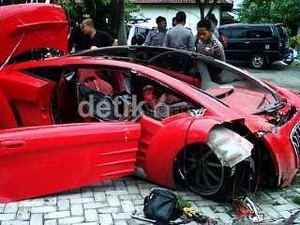 Dahlan dan Jokowi Jangan Lupakan Mobil Nasional