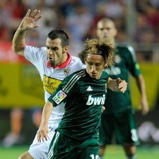 Ujian Terakhir Los Blancos Sebelum Hadapi MU