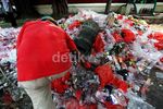 Sampah Sisa Imlek Dibersihkan