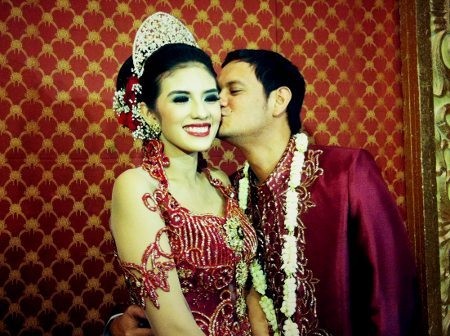 Eno & Nadila Belum Pikirkan Soal Bulan Madu