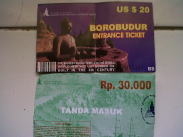 Ada Diskriminasi Soal Tiket Masuk Borobudur Bule Prancis Protes Ada Diskriminasi Soal Tiket Masuk Borobudur Bule Prancis Protes