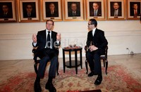 Pertemuan keduanya membahas hubungan dan kerjasama kedua negara.
