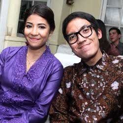 Desta Serius Sejak Awal Pacari Natasha Rizki