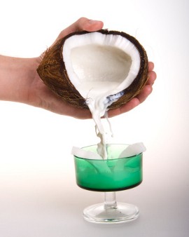 Inilah 7 Keunggulan Santan Dibanding Susu Sapi!