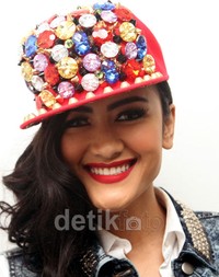 Tak hanya Rihanna, Jupe mengaku senang melihat style Agnes Monica dan girlband asal Korea Selatan Girls' Generation (SNSD). Gus Mun/detikHOT.