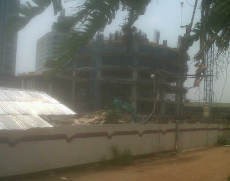 Korban Tewas di Proyek Gedung Manhattan Terperosok ke Septic Tank