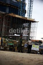 Pembangunan Gedung Manhattan Makan Korban