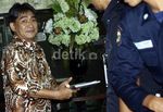 Bawa Map Tebal, Choel Kembali Diperiksa KPK