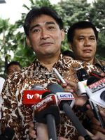 Bawa Map Tebal, Choel Kembali Diperiksa KPK